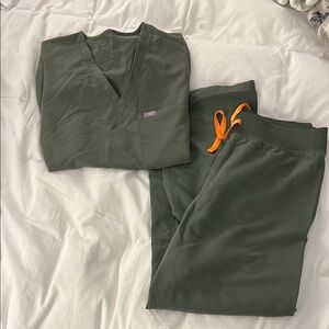 FIGS Olive Green Scrub Set